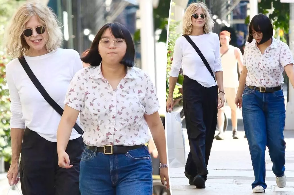 Meg Ryan Enjoys Mother-Daughter Shopping Date in New York City