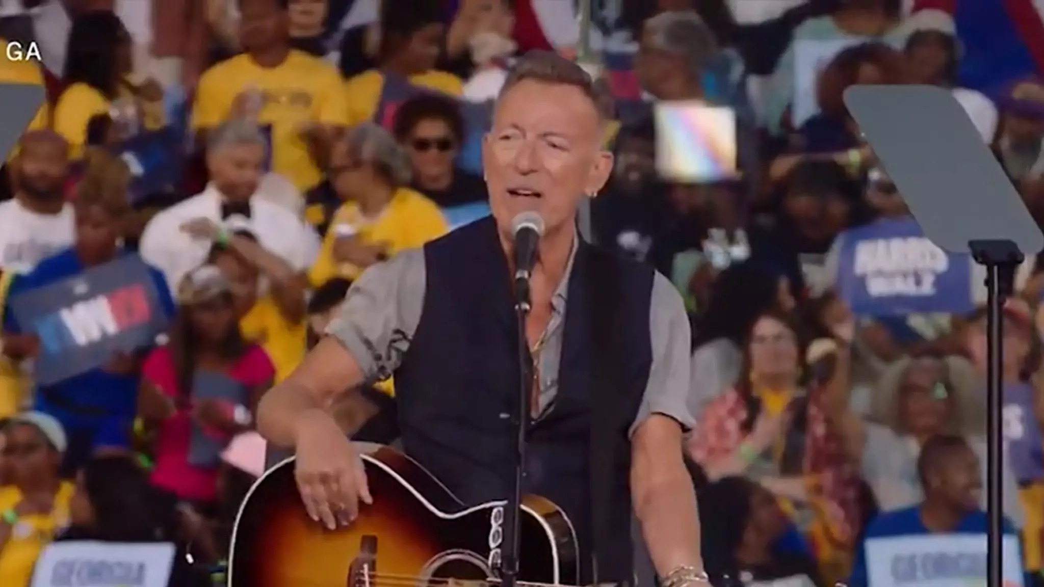 Bruce Springsteen’s Bold Endorsement of Kamala Harris: A Sign of a Divided America