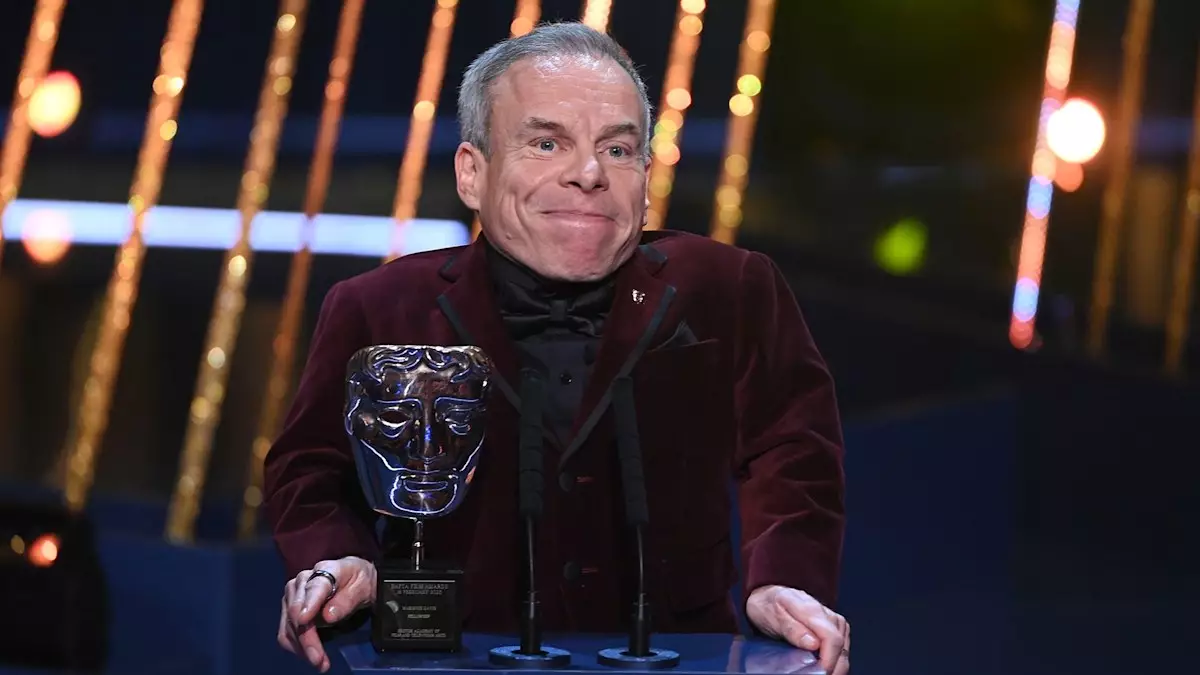 A Heartfelt Tribute: Warwick Davis Remembers Samantha in the Wake of a BAFTA Win