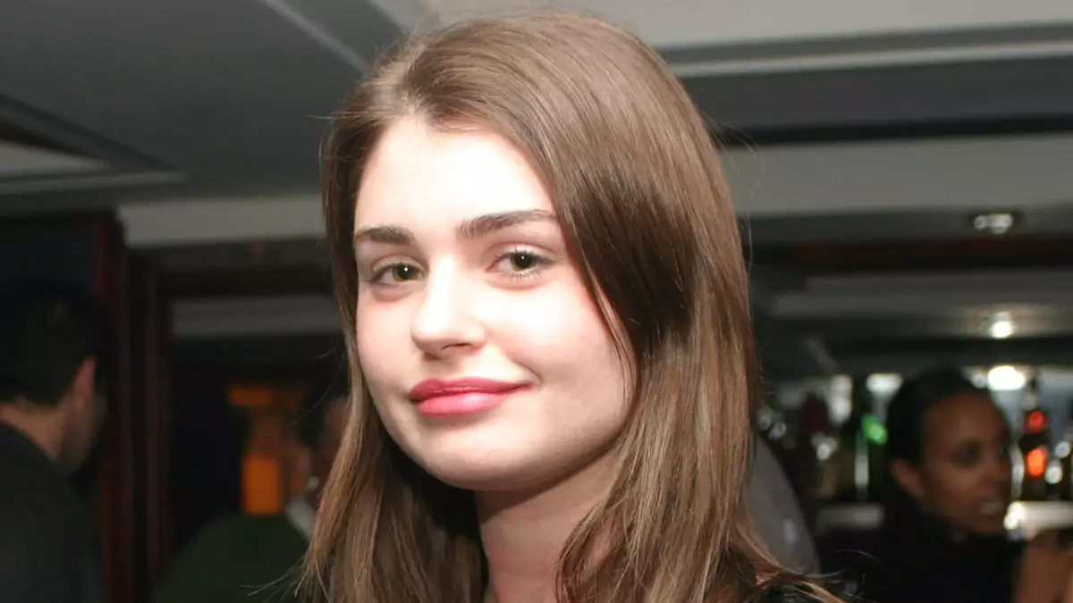 Radiance Reimagined: Aimee Osbourne’s Bold Transformation