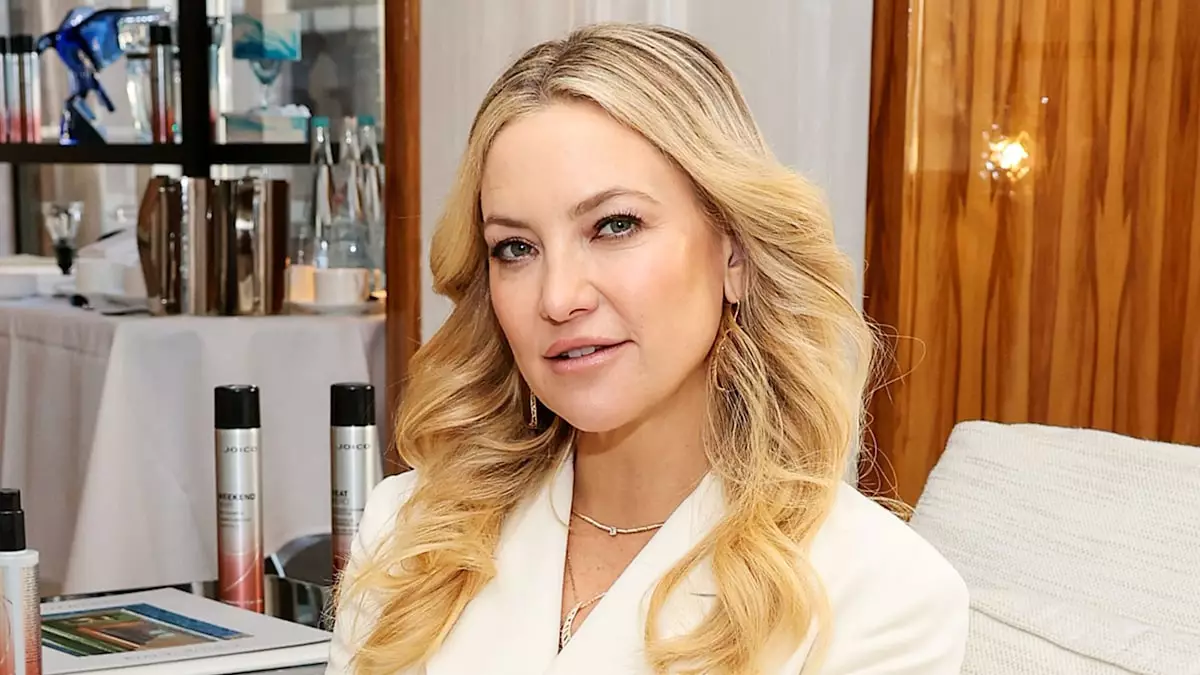Unleashing Courage: Kate Hudson on Sibling Bonds and Artistic Authenticity